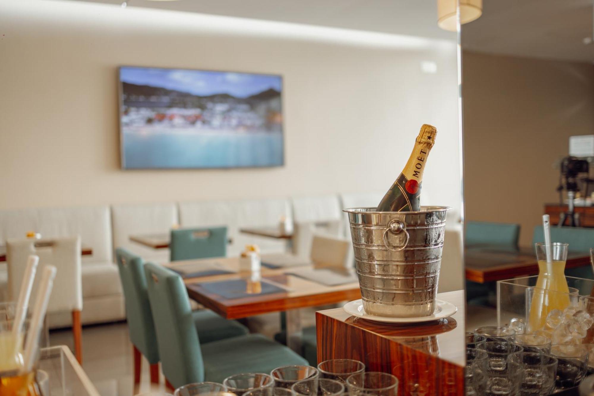 Abc Hotel Porto - Boavista エクステリア 写真